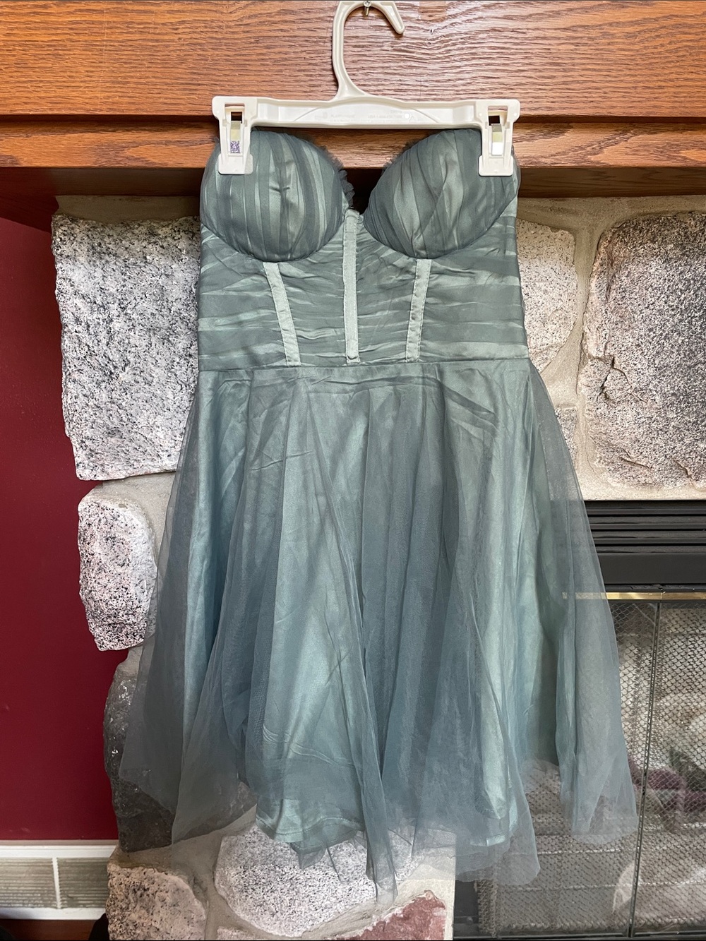 Selfie Leslie Strapless Tulle Dress in Sage Green
